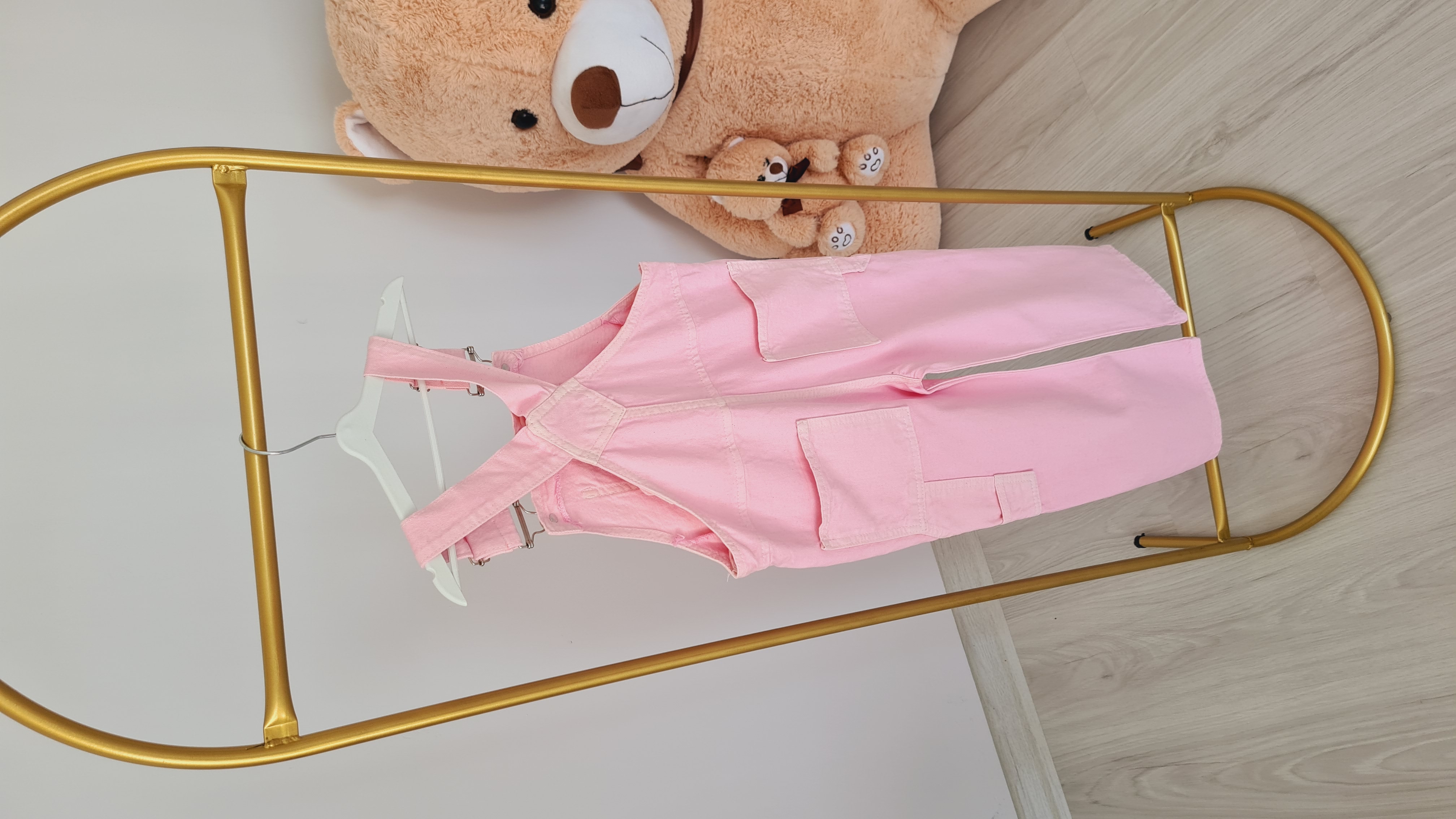 PEMBE RENK SALOPET